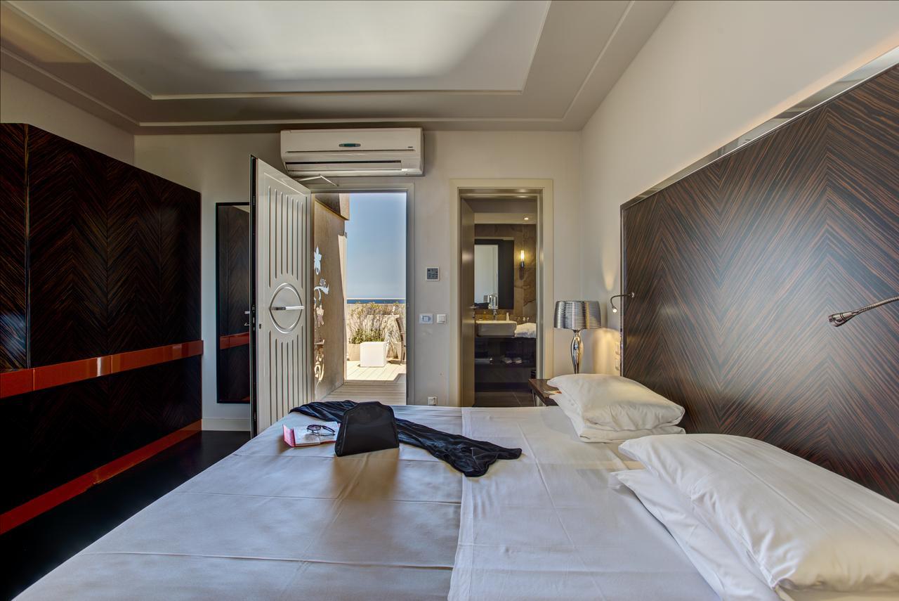 Hotel Byron Rimini Eksteriør bilde