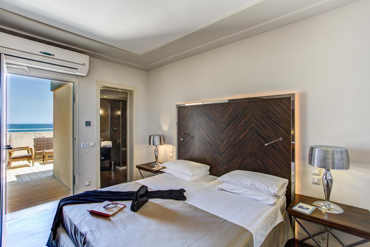 Hotel Byron Rimini Eksteriør bilde