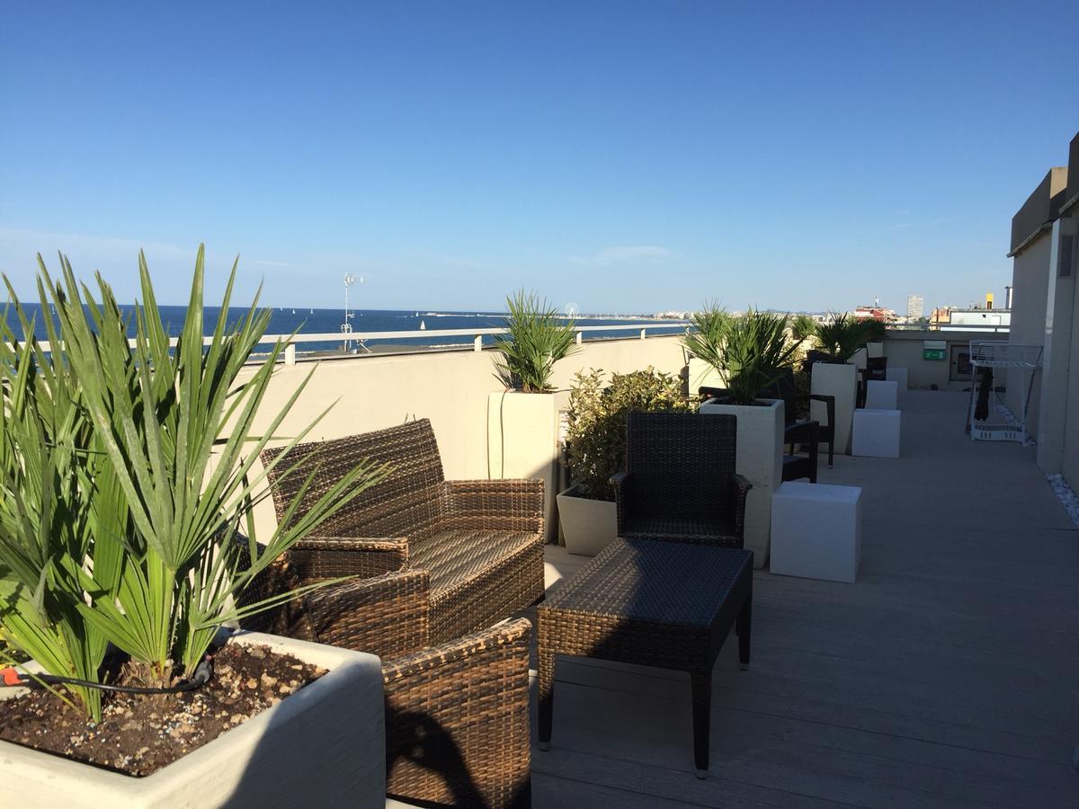 Hotel Byron Rimini Eksteriør bilde